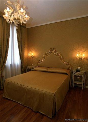 Casa Pisani Canal Affittacamere Venezia
